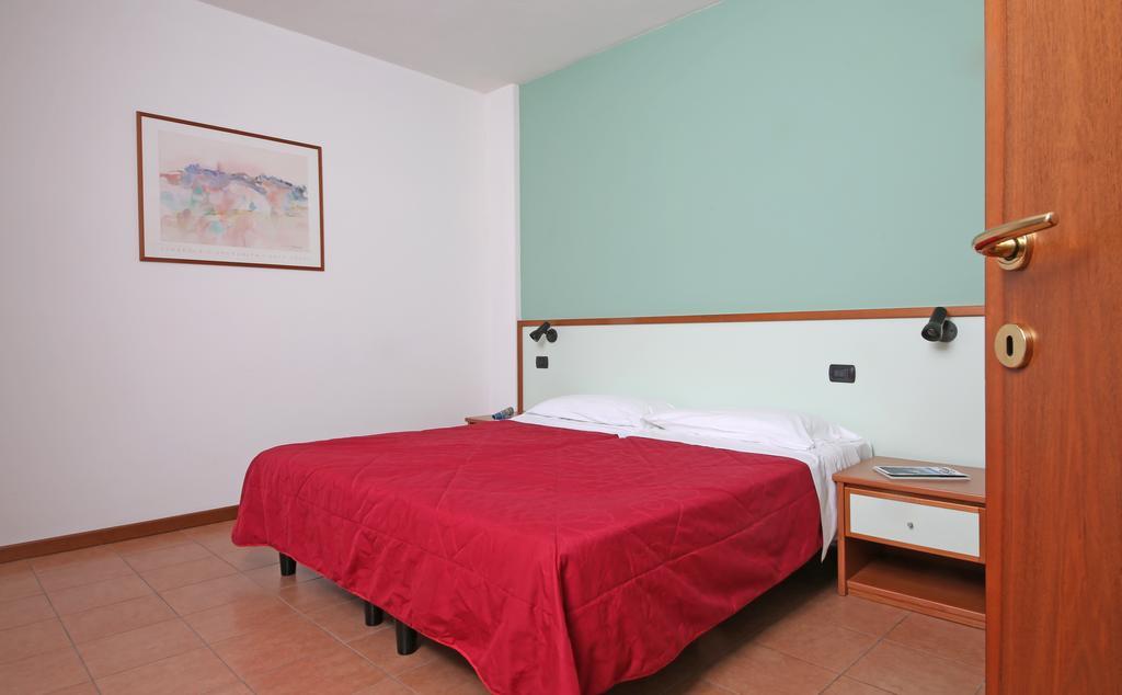 Nettuno Residence Hotel Peschiera del Garda Eksteriør bilde